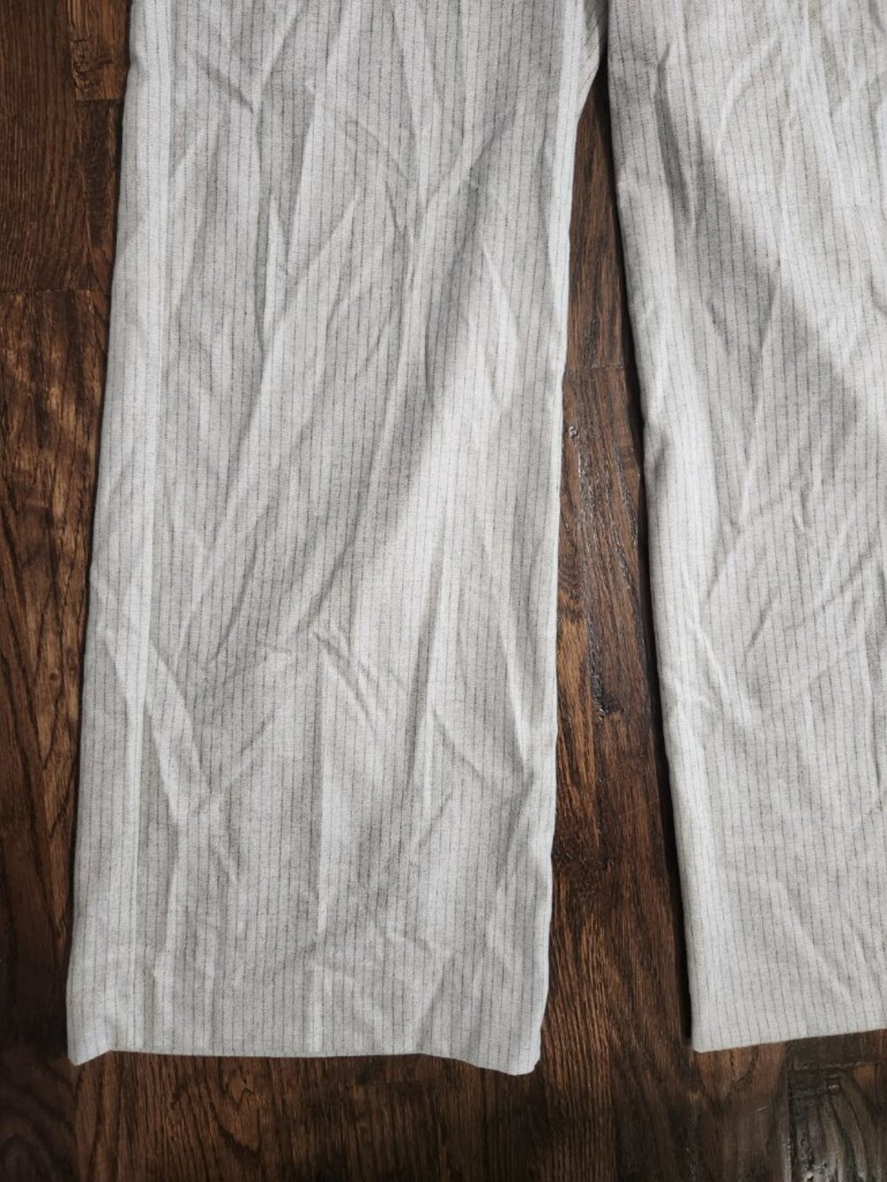 Z Supply Evette Pinstripe Pant in Sea Salt Light Grey size medium - Picture 4 of 8